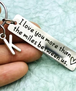 llavero de pareja, regalo de relación de larga distancia para novio, novia, te amo más que las millas entre nosotros para el marido